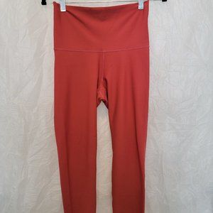 Old Navy Extra High-Waisted PowerSoft Hidden Pocket 7/8 Legging